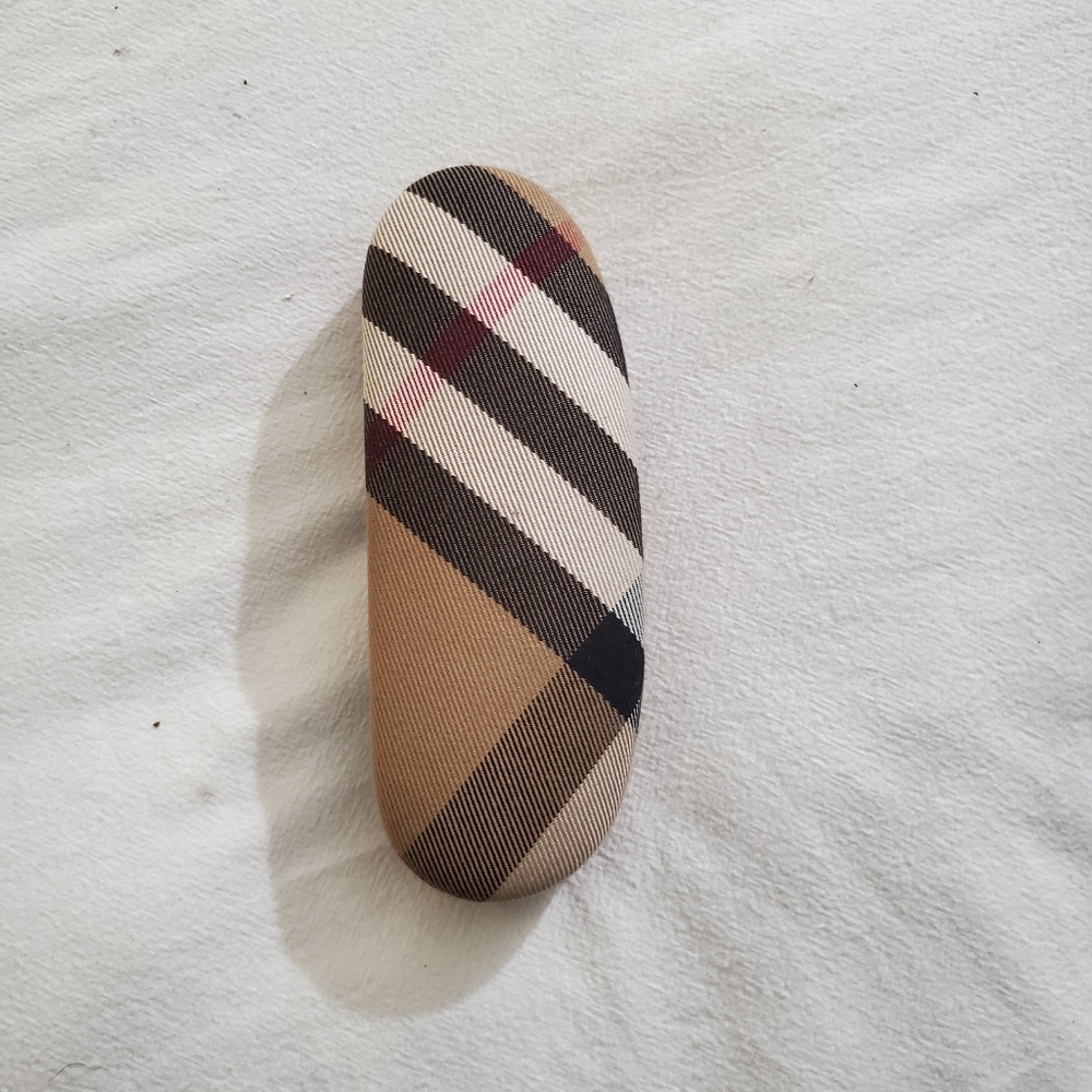 Eyeglass case - Picture 3 of 4